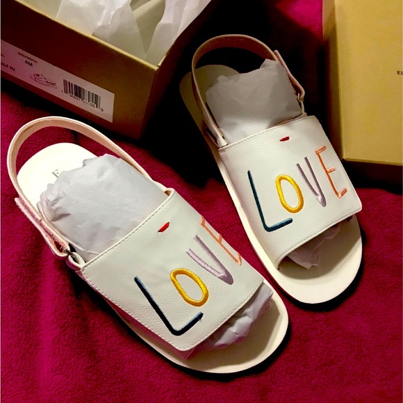 Ellen Degeneres Other - Girls youth size 4 sandals slides blush pink LOVE sandals New